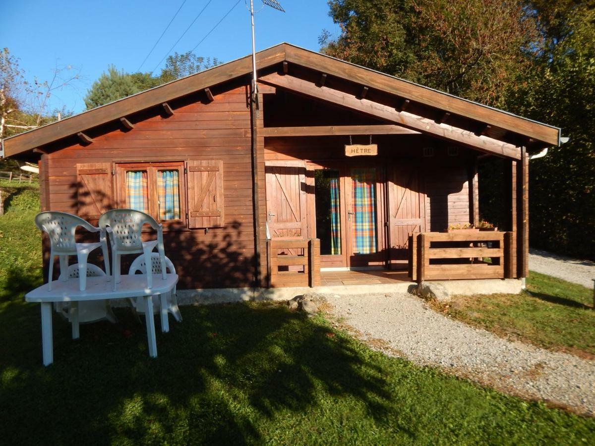 Les Chalets De Montorgueil Saurat Exteriör bild