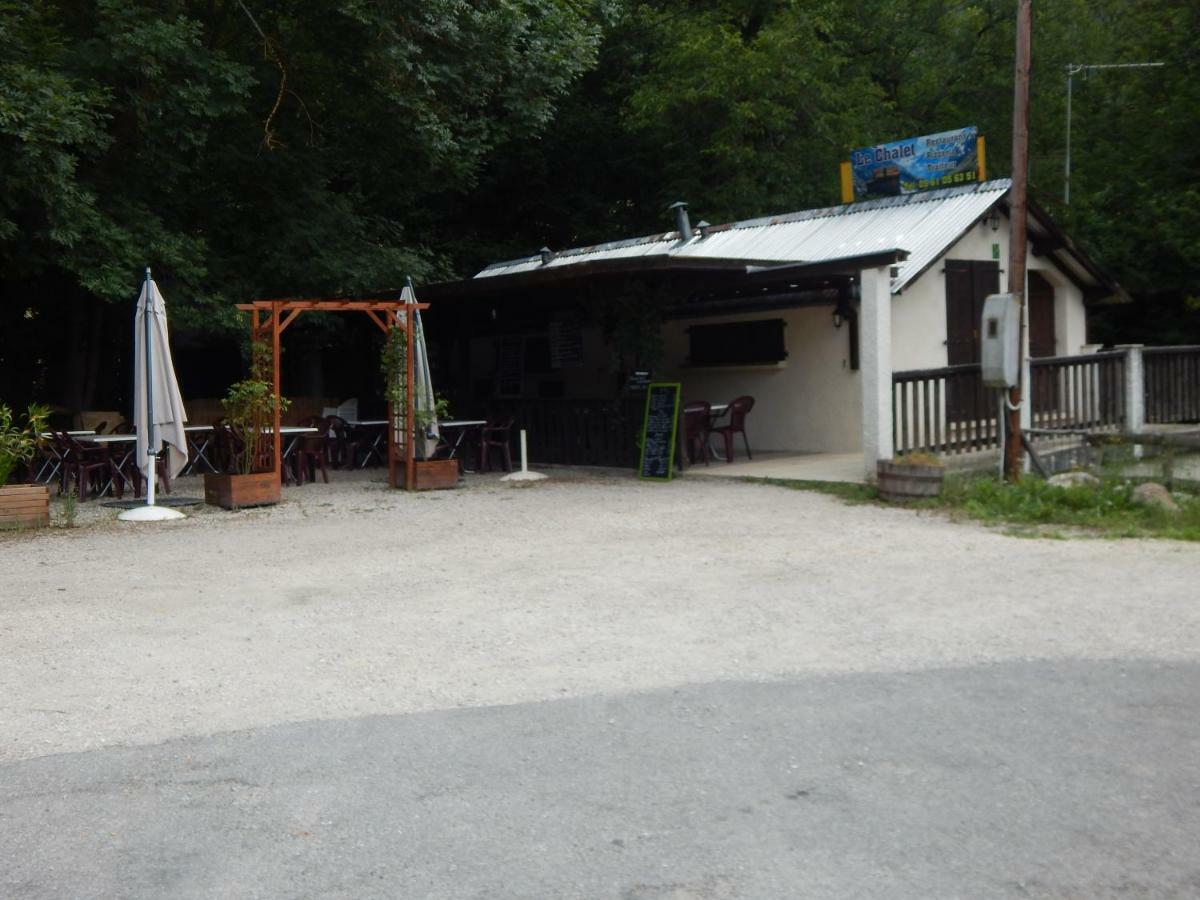 Les Chalets De Montorgueil Saurat Exteriör bild